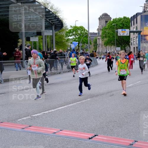 25.04.2026 - Das Zehntel Tim E. http://msf.ph/oto/9570394 25.04.2026 09:01:54 Ziel 1007, 1232, 1252, 1337, 1478, 1716, 1805, 1813, 2003, 2198, 2228, 2235, 2448, 2457, 2485, 2518, 2595, 2600, 2834, 2926, 2949, 3017, 3153, 3286, 3310, 3434, 3435, 3692, 3694, 3747, 3774, 3786, 3794, 3941, 3981, 3982 meine-sportfotos.de