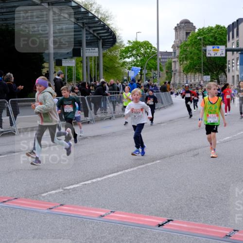 25.04.2026 - Das Zehntel Tim E. http://msf.ph/oto/9570396 25.04.2026 09:01:54 Ziel 1007, 1232, 1252, 1337, 1478, 1716, 1805, 1813, 2003, 2198, 2228, 2235, 2448, 2457, 2485, 2518, 2595, 2600, 2834, 2926, 2949, 3017, 3153, 3286, 3310, 3434, 3435, 3692, 3694, 3747, 3774, 3786, 3794, 3941, 3981, 3982 meine-sportfotos.de
