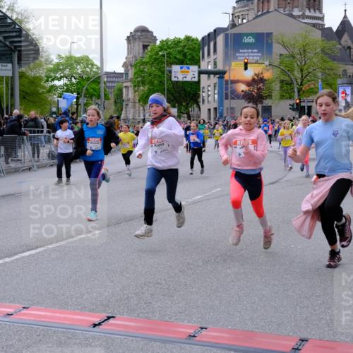 25.04.2026 - Das Zehntel Tim E. http://msf.ph/oto/9570417 25.04.2026 09:02:01 Ziel 1002, 1009, 1232, 1337, 1478, 1716, 1805, 1827, 1945, 2127, 2135, 2595, 2600, 2665, 2701, 2736, 2834, 2949, 3017, 3153, 3286, 3310, 3396, 3399, 3434, 3435, 3550, 3633, 3638, 3639, 3643, 3645, 3647, 3649, 3650, 3774, 3909, 3981, 3982 meine-sportfotos.de