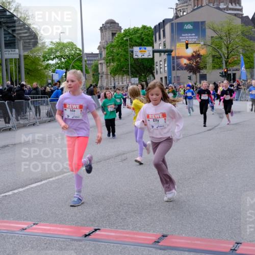 25.04.2026 - Das Zehntel Tim E. http://msf.ph/oto/9570433 25.04.2026 09:02:05 Ziel 1002, 1009, 1478, 1603, 1620, 1716, 1805, 1827, 1945, 2116, 2121, 2127, 2135, 2220, 2227, 2402, 2504, 2516, 2665, 2701, 2736, 2949, 3017, 3127, 3153, 3396, 3399, 3425, 3550, 3633, 3638, 3639, 3643, 3645, 3647, 3649, 3650, 3871, 3909 meine-sportfotos.de
