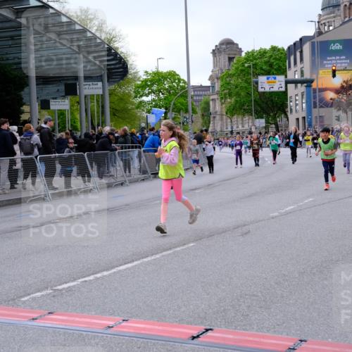 25.04.2026 - Das Zehntel Tim E. http://msf.ph/oto/9570468 25.04.2026 09:02:12 Ziel 1002, 1009, 1603, 1620, 2116, 2121, 2123, 2220, 2227, 2281, 2283, 2340, 2402, 2504, 2516, 2701, 2702, 2704, 2713, 3127, 3144, 3213, 3293, 3396, 3425, 3550, 3871, 4021 meine-sportfotos.de