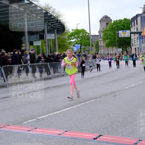 25.04.2026 - Das Zehntel Tim E. http://msf.ph/oto/9570471 25.04.2026 09:02:12 Ziel 1002, 1009, 1603, 1620, 2116, 2121, 2123, 2220, 2227, 2281, 2283, 2340, 2402, 2504, 2516, 2701, 2702, 2704, 2713, 3127, 3144, 3213, 3293, 3396, 3425, 3550, 3871, 4021 meine-sportfotos.de
