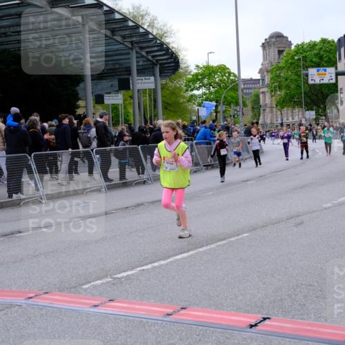 25.04.2026 - Das Zehntel Tim E. http://msf.ph/oto/9570473 25.04.2026 09:02:12 Ziel 1002, 1009, 1603, 1620, 2116, 2121, 2123, 2220, 2227, 2281, 2283, 2340, 2402, 2504, 2516, 2701, 2702, 2704, 2713, 3127, 3144, 3213, 3293, 3396, 3425, 3550, 3871, 4021 meine-sportfotos.de