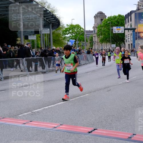 25.04.2026 - Das Zehntel Tim E. http://msf.ph/oto/9570480 25.04.2026 09:02:15 Ziel 1603, 1620, 1749, 1750, 2116, 2121, 2123, 2220, 2227, 2281, 2283, 2340, 2402, 2504, 2516, 2702, 2704, 2713, 3127, 3144, 3213, 3293, 3425, 3656, 3854, 3871, 4021 meine-sportfotos.de