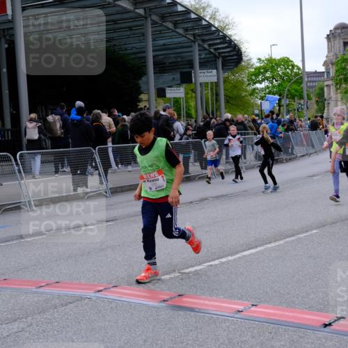 25.04.2026 - Das Zehntel Tim E. http://msf.ph/oto/9570486 25.04.2026 09:02:15 Ziel 1603, 1620, 1749, 1750, 2116, 2121, 2123, 2220, 2227, 2281, 2283, 2340, 2402, 2504, 2516, 2702, 2704, 2713, 3127, 3144, 3213, 3293, 3425, 3656, 3854, 3871, 4021 meine-sportfotos.de