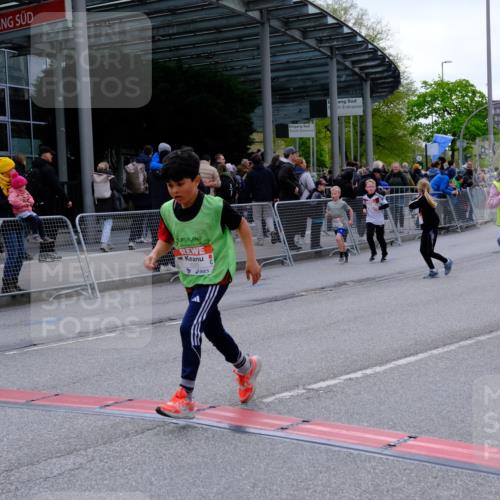 25.04.2026 - Das Zehntel Tim E. http://msf.ph/oto/9570488 25.04.2026 09:02:16 Ziel 1603, 1620, 1749, 1750, 2116, 2121, 2123, 2281, 2283, 2340, 2504, 2516, 2702, 2704, 2713, 3127, 3144, 3213, 3293, 3656, 3854, 3871, 4021 meine-sportfotos.de