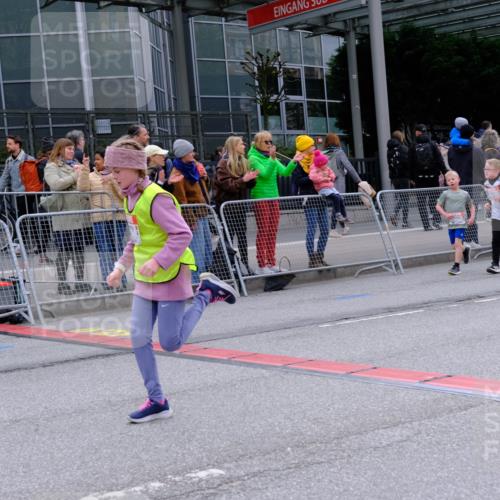 25.04.2026 - Das Zehntel Tim E. http://msf.ph/oto/9570496 25.04.2026 09:02:17 Ziel 1603, 1620, 1749, 1750, 2116, 2121, 2123, 2281, 2283, 2340, 2516, 2690, 2702, 2704, 2713, 3144, 3213, 3293, 3656, 3854, 4021 meine-sportfotos.de