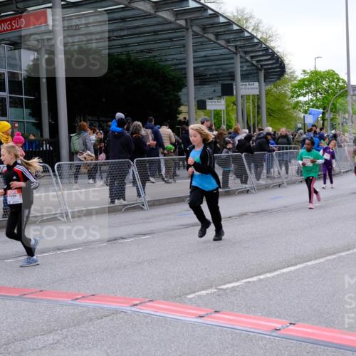 25.04.2026 - Das Zehntel Tim E. http://msf.ph/oto/9570504 25.04.2026 09:02:19 Ziel 1749, 1750, 2281, 2283, 2340, 2454, 2690, 2705, 2707, 2713, 3144, 3213, 3293, 3656, 3854, 4021 meine-sportfotos.de