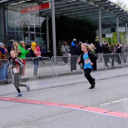 25.04.2026 - Das Zehntel Tim E. http://msf.ph/oto/9570507 25.04.2026 09:02:19 Ziel 1749, 1750, 2281, 2283, 2340, 2454, 2690, 2705, 2707, 2713, 3144, 3213, 3293, 3656, 3854, 4021 meine-sportfotos.de