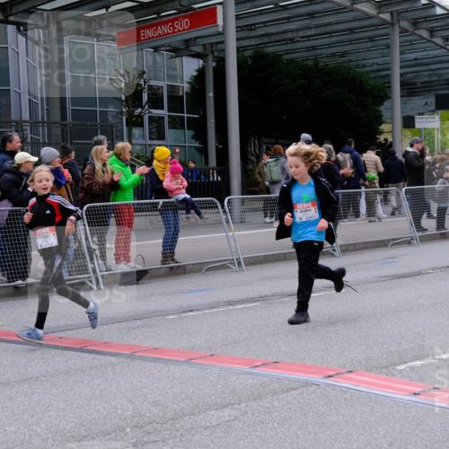 25.04.2026 - Das Zehntel Tim E. http://msf.ph/oto/9570509 25.04.2026 09:02:20 Ziel 1749, 1750, 2281, 2283, 2454, 2690, 2705, 2707, 2713, 3144, 3213, 3293, 3656, 3854 meine-sportfotos.de