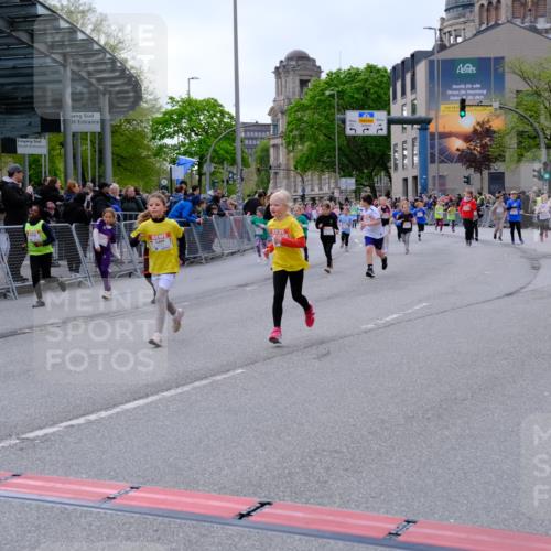 25.04.2026 - Das Zehntel Tim E. http://msf.ph/oto/9570524 25.04.2026 09:02:23 Ziel 1110, 1749, 1750, 2281, 2283, 2454, 2690, 2705, 2707, 3213, 3293, 3656, 3662, 3663, 3850, 3851, 3854 meine-sportfotos.de