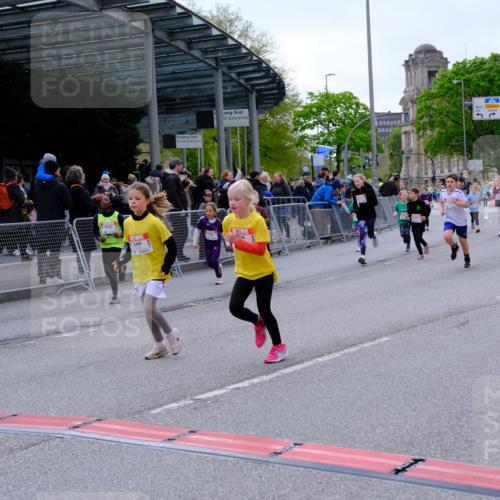 25.04.2026 - Das Zehntel Tim E. http://msf.ph/oto/9570529 25.04.2026 09:02:24 Ziel 1110, 1667, 1749, 1750, 2283, 2378, 2389, 2454, 2690, 2705, 2707, 3213, 3656, 3662, 3663, 3850, 3851, 3854 meine-sportfotos.de