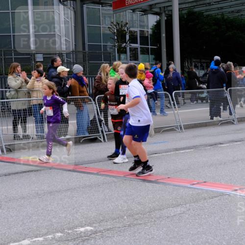 25.04.2026 - Das Zehntel Tim E. http://msf.ph/oto/9570547 25.04.2026 09:02:27 Ziel 1110, 1166, 1449, 1667, 1750, 1926, 1935, 2238, 2244, 2378, 2389, 2454, 2690, 2705, 2707, 3011, 3023, 3485, 3500, 3662, 3663, 3850, 3851, 3854 meine-sportfotos.de