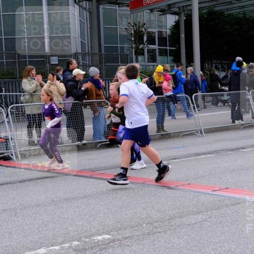 25.04.2026 - Das Zehntel Tim E. http://msf.ph/oto/9570548 25.04.2026 09:02:27 Ziel 1110, 1166, 1449, 1667, 1750, 1926, 1935, 2238, 2244, 2378, 2389, 2454, 2690, 2705, 2707, 3011, 3023, 3485, 3500, 3662, 3663, 3850, 3851, 3854 meine-sportfotos.de