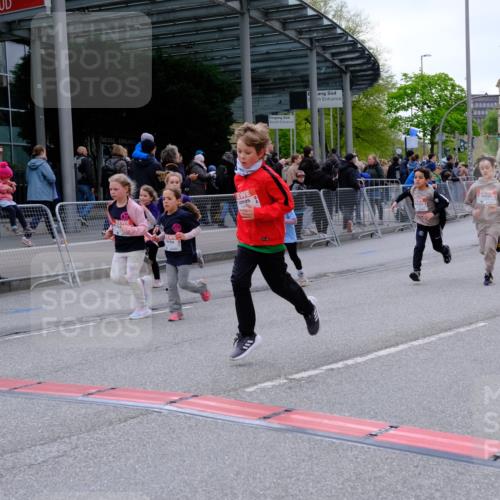 25.04.2026 - Das Zehntel Tim E. http://msf.ph/oto/9570563 25.04.2026 09:02:30 Ziel 1110, 1166, 1449, 1667, 1926, 1935, 2085, 2089, 2090, 2133, 2238, 2244, 2378, 2389, 2454, 2705, 2707, 3011, 3023, 3155, 3485, 3500, 3662, 3663, 3850, 3851 meine-sportfotos.de