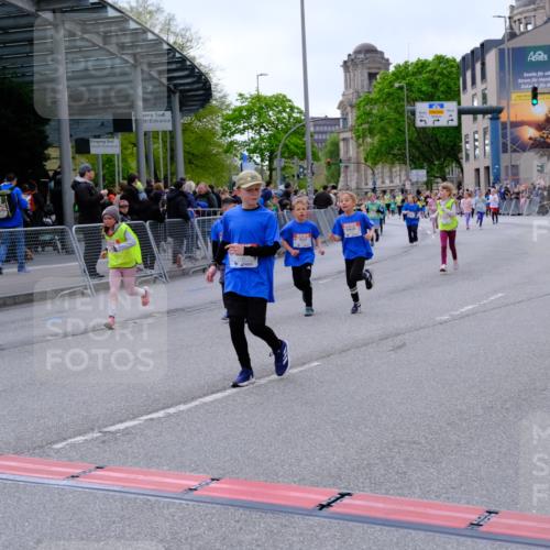 25.04.2026 - Das Zehntel Tim E. http://msf.ph/oto/9570573 25.04.2026 09:02:32 Ziel 1110, 1166, 1449, 1667, 1926, 1935, 2085, 2089, 2090, 2133, 2238, 2244, 2378, 2389, 3011, 3023, 3155, 3165, 3485, 3500, 3662, 3663, 3850, 3851 meine-sportfotos.de