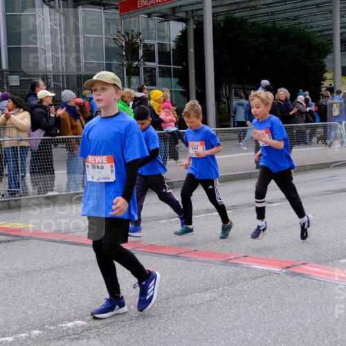 25.04.2026 - Das Zehntel Tim E. http://msf.ph/oto/9570582 25.04.2026 09:02:34 Ziel 1166, 1345, 1393, 1449, 1667, 1926, 1935, 2085, 2089, 2090, 2133, 2238, 2244, 2378, 2389, 3011, 3023, 3155, 3165, 3485, 3500, 3662, 3663, 3850, 3851 meine-sportfotos.de