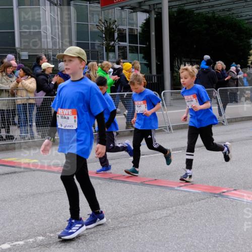 25.04.2026 - Das Zehntel Tim E. http://msf.ph/oto/9570583 25.04.2026 09:02:35 Ziel 1166, 1345, 1393, 1449, 1667, 1926, 1935, 2085, 2089, 2090, 2133, 2238, 2244, 2378, 2389, 2922, 3011, 3023, 3155, 3165, 3331, 3485, 3500 meine-sportfotos.de