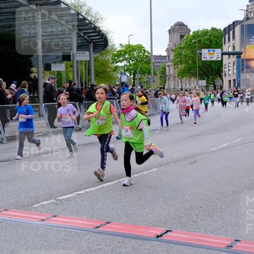 25.04.2026 - Das Zehntel Tim E. http://msf.ph/oto/9570592 25.04.2026 09:02:39 Ziel 1000, 1166, 1345, 1393, 1602, 1621, 1637, 1926, 1935, 2085, 2089, 2090, 2133, 2238, 2244, 2271, 2273, 2919, 2922, 3155, 3165, 3331 meine-sportfotos.de