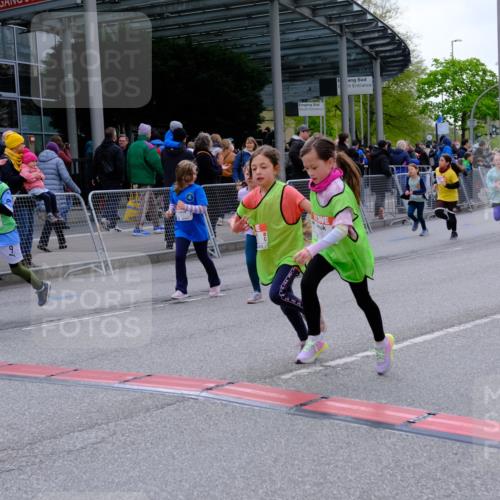 25.04.2026 - Das Zehntel Tim E. http://msf.ph/oto/9570597 25.04.2026 09:02:39 Ziel 1000, 1166, 1345, 1393, 1602, 1621, 1637, 1926, 1935, 2085, 2089, 2090, 2133, 2238, 2244, 2271, 2273, 2919, 2922, 3155, 3165, 3331 meine-sportfotos.de