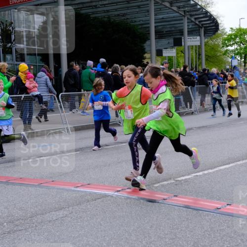 25.04.2026 - Das Zehntel Tim E. http://msf.ph/oto/9570598 25.04.2026 09:02:39 Ziel 1000, 1166, 1345, 1393, 1602, 1621, 1637, 1926, 1935, 2085, 2089, 2090, 2133, 2238, 2244, 2271, 2273, 2919, 2922, 3155, 3165, 3331 meine-sportfotos.de