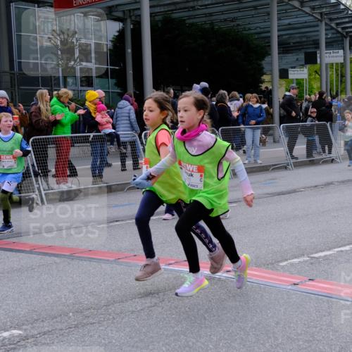 25.04.2026 - Das Zehntel Tim E. http://msf.ph/oto/9570601 25.04.2026 09:02:40 Ziel 1000, 1345, 1393, 1602, 1621, 1637, 2085, 2089, 2090, 2133, 2271, 2273, 2919, 2922, 3155, 3165, 3331 meine-sportfotos.de