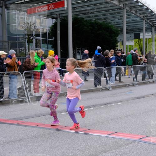 25.04.2026 - Das Zehntel Tim E. http://msf.ph/oto/9570612 25.04.2026 09:02:44 Ziel 1000, 1345, 1393, 1602, 1621, 1637, 2271, 2273, 2846, 2919, 2922, 3165, 3331 meine-sportfotos.de