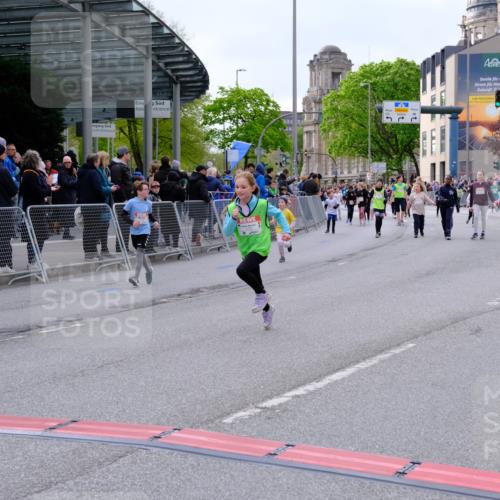 25.04.2026 - Das Zehntel Tim E. http://msf.ph/oto/9570622 25.04.2026 09:02:50 Ziel 1168, 1400, 1602, 1621, 1637, 2271, 2273, 2356, 2374, 2695, 2846, 3448, 3457 meine-sportfotos.de
