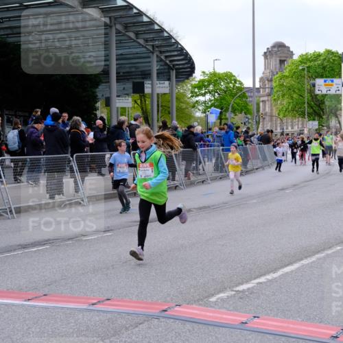 25.04.2026 - Das Zehntel Tim E. http://msf.ph/oto/9570627 25.04.2026 09:02:50 Ziel 1168, 1400, 1602, 1621, 1637, 2271, 2273, 2356, 2374, 2695, 2846, 3448, 3457 meine-sportfotos.de