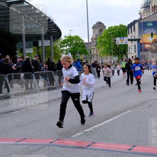 25.04.2026 - Das Zehntel Tim E. http://msf.ph/oto/9570643 25.04.2026 09:02:54 Ziel 1058, 1107, 1168, 1400, 1448, 1454, 2119, 2122, 2126, 2356, 2374, 2695, 2846, 3441, 3448, 3457, 3682 meine-sportfotos.de