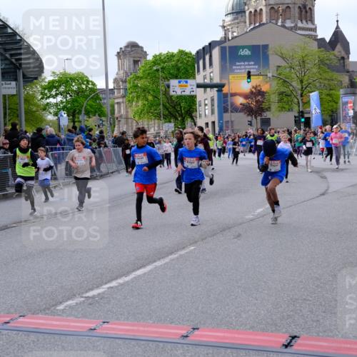 25.04.2026 - Das Zehntel Tim E. http://msf.ph/oto/9570645 25.04.2026 09:02:55 Ziel 1058, 1107, 1168, 1400, 1448, 1454, 2119, 2122, 2126, 2356, 2374, 2695, 2846, 3004, 3022, 3036, 3441, 3448, 3457, 3682 meine-sportfotos.de