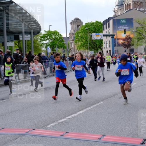 25.04.2026 - Das Zehntel Tim E. http://msf.ph/oto/9570650 25.04.2026 09:02:55 Ziel 1058, 1107, 1168, 1400, 1448, 1454, 2119, 2122, 2126, 2356, 2374, 2695, 2846, 3004, 3022, 3036, 3441, 3448, 3457, 3682 meine-sportfotos.de