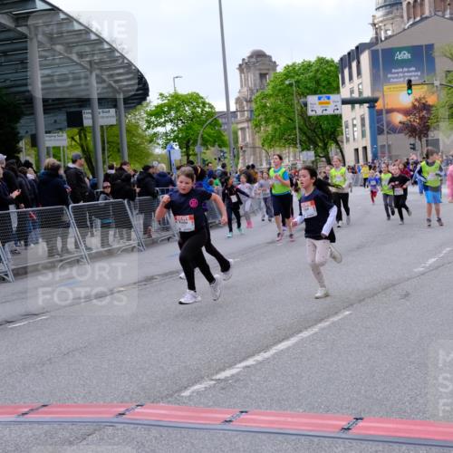 25.04.2026 - Das Zehntel Tim E. http://msf.ph/oto/9570663 25.04.2026 09:02:59 Ziel 1058, 1107, 1168, 1169, 1172, 1448, 1454, 2119, 2122, 2126, 2145, 2148, 2695, 3004, 3022, 3036, 3218, 3235, 3441, 3448, 3457, 3682, 3890, 4000 meine-sportfotos.de