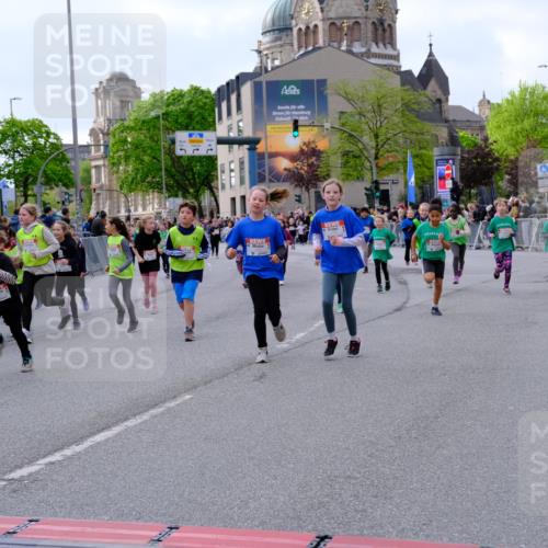 25.04.2026 - Das Zehntel Tim E. http://msf.ph/oto/9570671 25.04.2026 09:03:02 Ziel 1058, 1097, 1105, 1107, 1121, 1169, 1172, 1448, 1454, 1703, 1705, 1706, 2114, 2119, 2122, 2126, 2145, 2148, 2230, 2245, 2355, 2456, 2503, 2855, 3004, 3022, 3036, 3132, 3218, 3235, 3266, 3268, 3288, 3295, 3441, 3682, 3734, 3746, 3764, 3769, 3890, 4000 meine-sportfotos.de