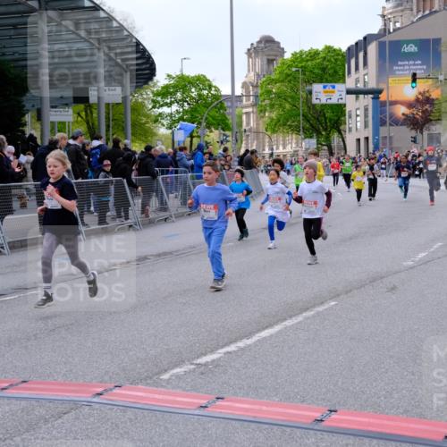 25.04.2026 - Das Zehntel Tim E. http://msf.ph/oto/9570712 25.04.2026 09:03:16 Ziel 1428, 1432, 1437, 1911, 1925, 2212, 2215, 2231, 3386, 3388, 3478, 3482, 3728, 3818, 3821 meine-sportfotos.de
