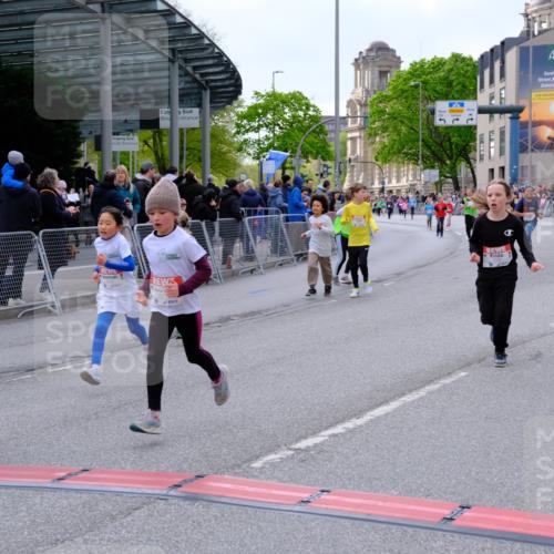 25.04.2026 - Das Zehntel Tim E. http://msf.ph/oto/9570724 25.04.2026 09:03:18 Ziel 1432, 1437, 1864, 1876, 1911, 1925, 2212, 2215, 2231, 3347, 3366, 3386, 3388, 3478, 3482, 3728, 3818, 3821 meine-sportfotos.de