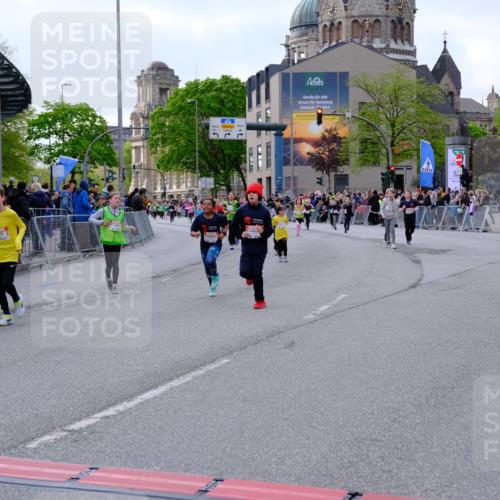 25.04.2026 - Das Zehntel Tim E. http://msf.ph/oto/9570734 25.04.2026 09:03:20 Ziel 1864, 1876, 1911, 1925, 2212, 2215, 2231, 3321, 3347, 3366, 3386, 3388, 3478, 3482, 3728 meine-sportfotos.de