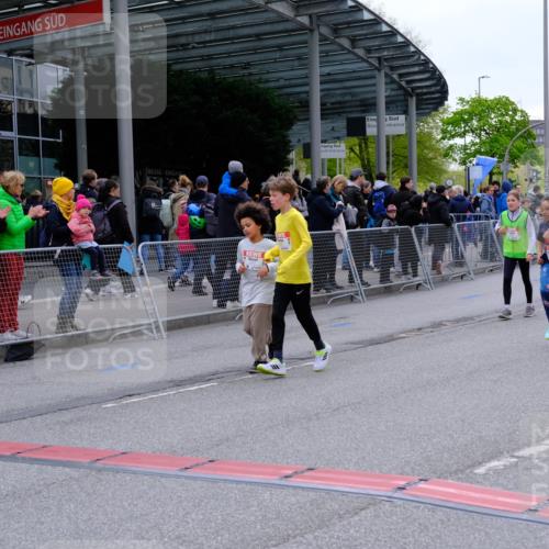25.04.2026 - Das Zehntel Tim E. http://msf.ph/oto/9570740 25.04.2026 09:03:21 Ziel 1864, 1876, 1911, 1925, 2212, 2215, 2231, 3321, 3347, 3366, 3386, 3388, 3478, 3482, 3728 meine-sportfotos.de