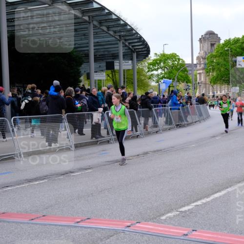 25.04.2026 - Das Zehntel Tim E. http://msf.ph/oto/9570748 25.04.2026 09:03:23 Ziel 1864, 1876, 2212, 2215, 2231, 2403, 3050, 3056, 3321, 3325, 3347, 3366, 3386, 3388, 3478, 3482, 3728 meine-sportfotos.de