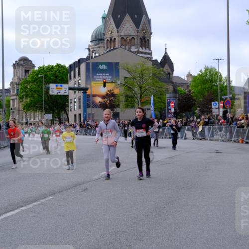25.04.2026 - Das Zehntel Tim E. http://msf.ph/oto/9570757 25.04.2026 09:03:26 Ziel 1864, 1876, 2403, 2569, 2576, 2706, 3050, 3056, 3321, 3325, 3347, 3366, 3386, 3388, 3728, 3792 meine-sportfotos.de