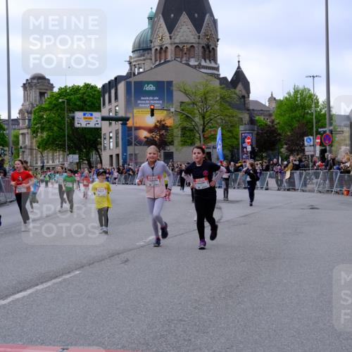 25.04.2026 - Das Zehntel Tim E. http://msf.ph/oto/9570758 25.04.2026 09:03:26 Ziel 1864, 1876, 2403, 2569, 2576, 2706, 3050, 3056, 3321, 3325, 3347, 3366, 3386, 3388, 3728, 3792 meine-sportfotos.de