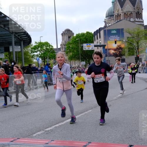 25.04.2026 - Das Zehntel Tim E. http://msf.ph/oto/9570771 25.04.2026 09:03:28 Ziel 1663, 1864, 1876, 2403, 2569, 2576, 2706, 3035, 3050, 3056, 3321, 3325, 3347, 3366, 3749, 3763, 3792 meine-sportfotos.de