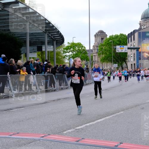 25.04.2026 - Das Zehntel Tim E. http://msf.ph/oto/9570808 25.04.2026 09:03:37 Ziel 1062, 1623, 1663, 1933, 2569, 2576, 3013, 3018, 3031, 3035, 3057, 3262, 3749, 3763, 3792 meine-sportfotos.de