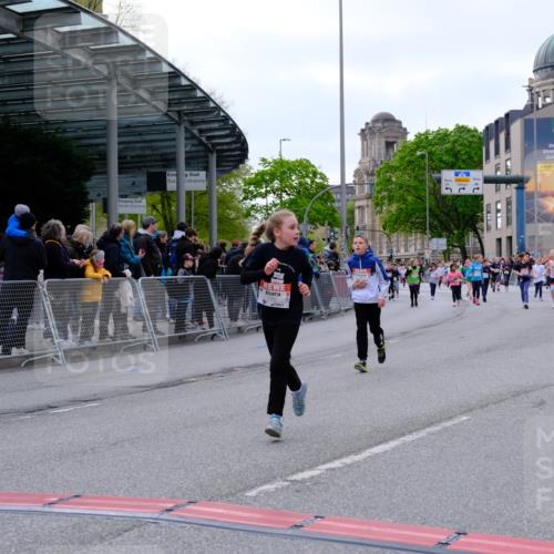 25.04.2026 - Das Zehntel Tim E. http://msf.ph/oto/9570809 25.04.2026 09:03:37 Ziel 1062, 1623, 1663, 1933, 2569, 2576, 3013, 3018, 3031, 3035, 3057, 3262, 3749, 3763, 3792 meine-sportfotos.de