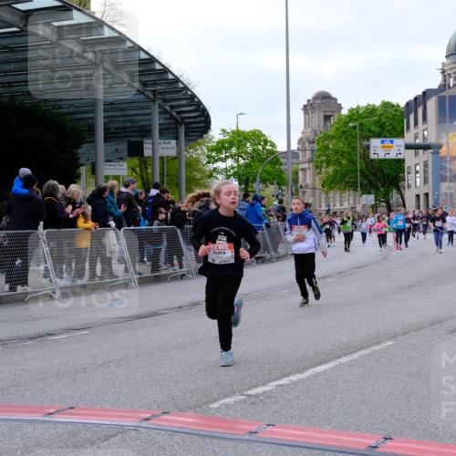 25.04.2026 - Das Zehntel Tim E. http://msf.ph/oto/9570810 25.04.2026 09:03:37 Ziel 1062, 1623, 1663, 1933, 2569, 2576, 3013, 3018, 3031, 3035, 3057, 3262, 3749, 3763, 3792 meine-sportfotos.de