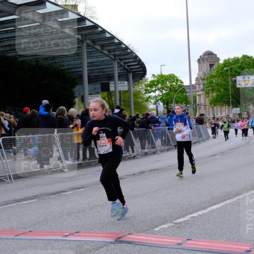 25.04.2026 - Das Zehntel Tim E. http://msf.ph/oto/9570815 25.04.2026 09:03:38 Ziel 1062, 1623, 1663, 1933, 3013, 3018, 3031, 3035, 3057, 3262, 3749, 3763 meine-sportfotos.de