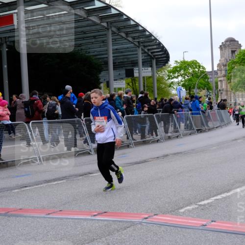 25.04.2026 - Das Zehntel Tim E. http://msf.ph/oto/9570819 25.04.2026 09:03:39 Ziel 1062, 1623, 1663, 1933, 3013, 3018, 3031, 3035, 3057, 3262, 3749, 3763 meine-sportfotos.de