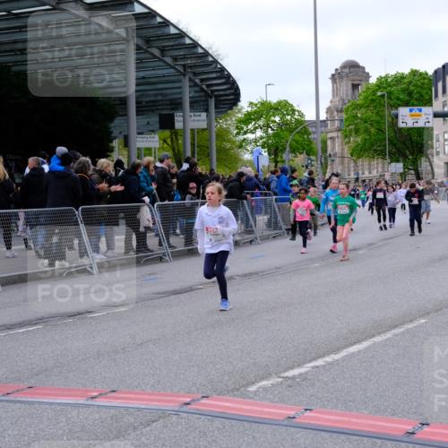 25.04.2026 - Das Zehntel Tim E. http://msf.ph/oto/9570829 25.04.2026 09:03:46 Ziel 1063, 1068, 1228, 1419, 1439, 1623, 2397, 2923, 2996, 3727 meine-sportfotos.de