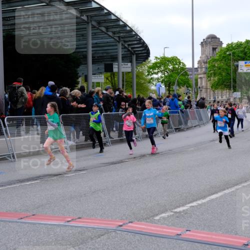 25.04.2026 - Das Zehntel Tim E. http://msf.ph/oto/9570835 25.04.2026 09:03:48 Ziel 1063, 1068, 1228, 1419, 1439, 1661, 2397, 2923, 2996, 2997, 3727 meine-sportfotos.de
