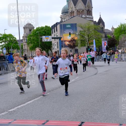 25.04.2026 - Das Zehntel Tim E. http://msf.ph/oto/9570847 25.04.2026 09:03:54 Ziel 1063, 1068, 1228, 1439, 1661, 2018, 2397, 2997, 3007, 3024, 3459, 3504, 3727, 3740, 3880 meine-sportfotos.de